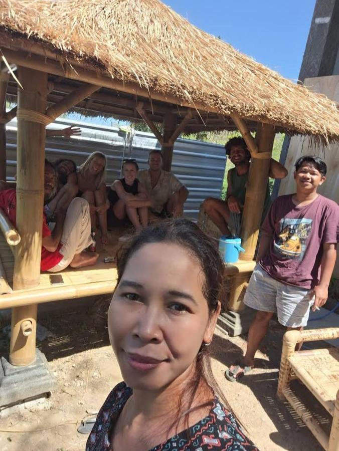 Sunrise Bukit Asam Homestay Kuta  ภายนอก รูปภาพ